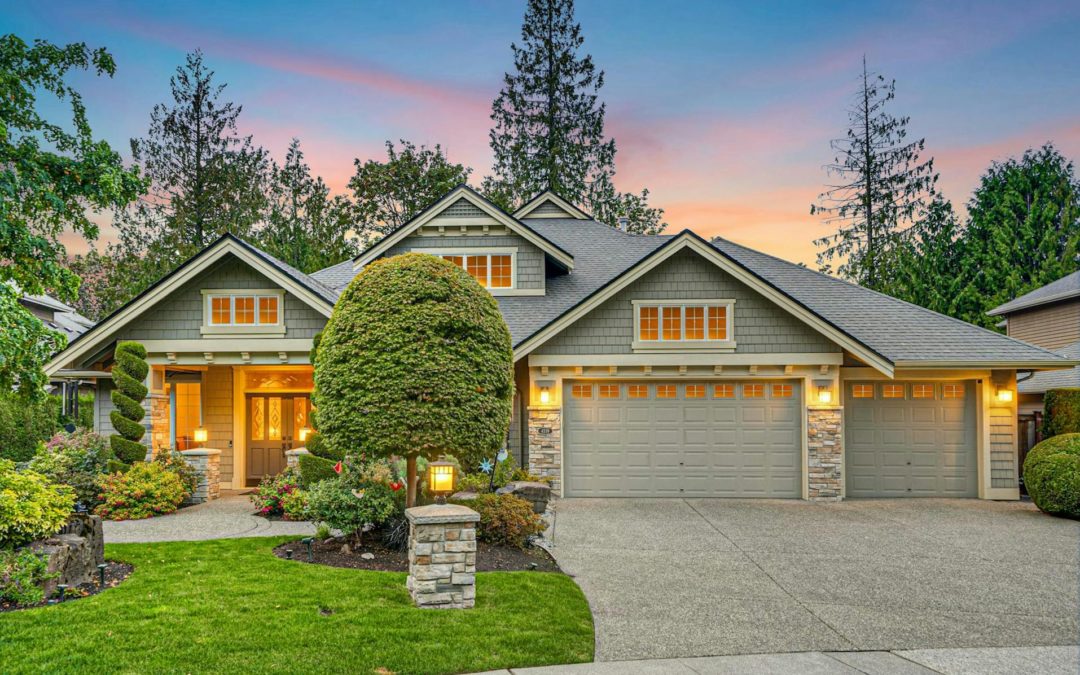SPOTLIGHT TOUR FOR 4539 205th Place Northeast Sammamish, WA 98074