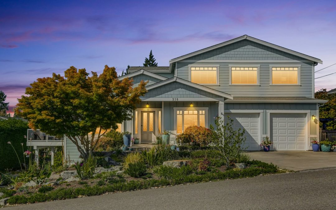 SPOTLIGHT TOUR FOR 218 South 210th Street Des Moines, WA