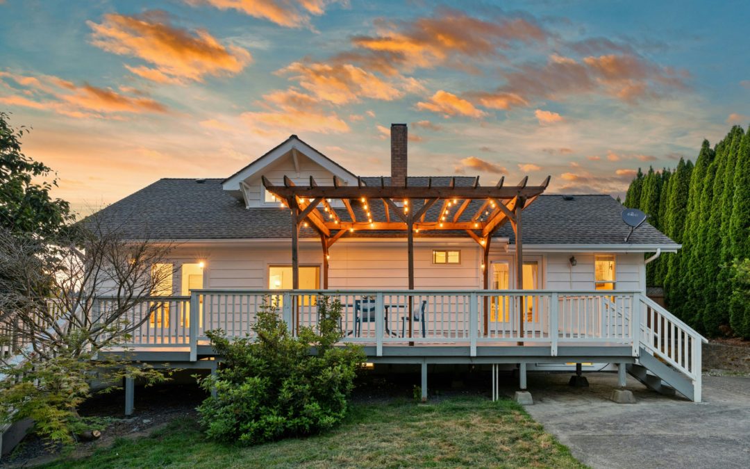 SPOTLIGHT TOUR for 1203 North 36th Street Renton, WA 98056